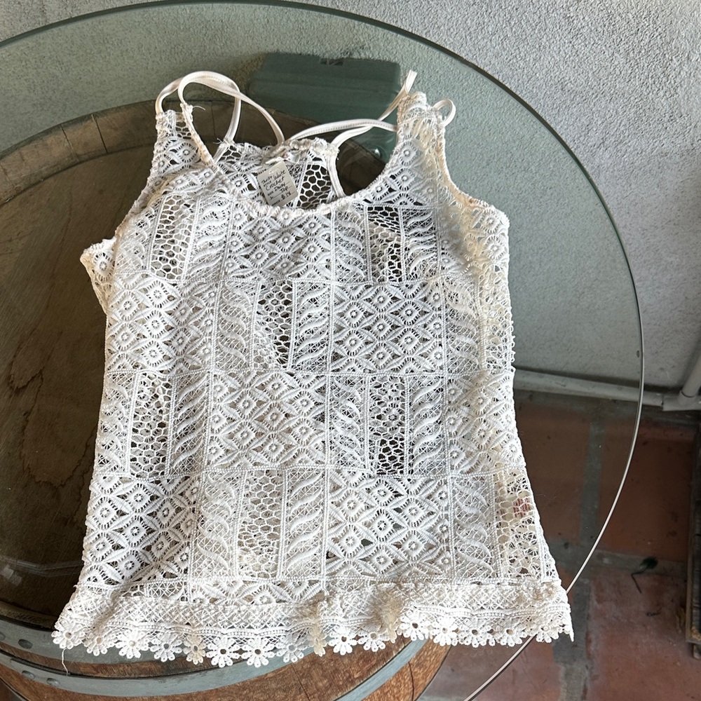 Pinky White Lace Tank Top